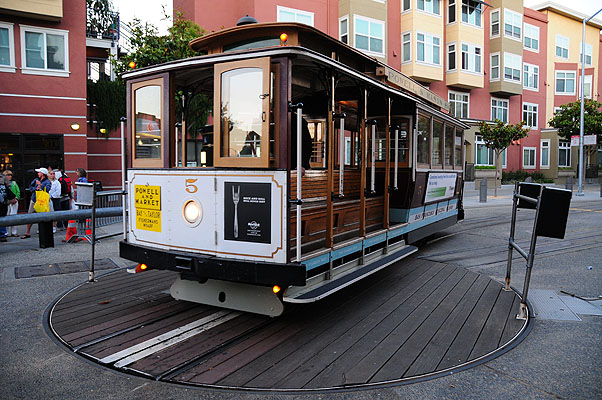 DSC_4127.jpg (4288x2848) NIKON D300 - 18-200mm f/3.5-5.6 // F3,5 // 1/60 sec // ISO 640 // 18,0 mm // no Flash // 2008:07:25 20:23:01 DSC_4127.jpg (4288x2848) NIKON D300 - 18-200mm f/3.5-5.6 // F3,5 // 1/60 sec // ISO 640 // 18,0 mm // no Flash // 2008:07:25 20:23:01